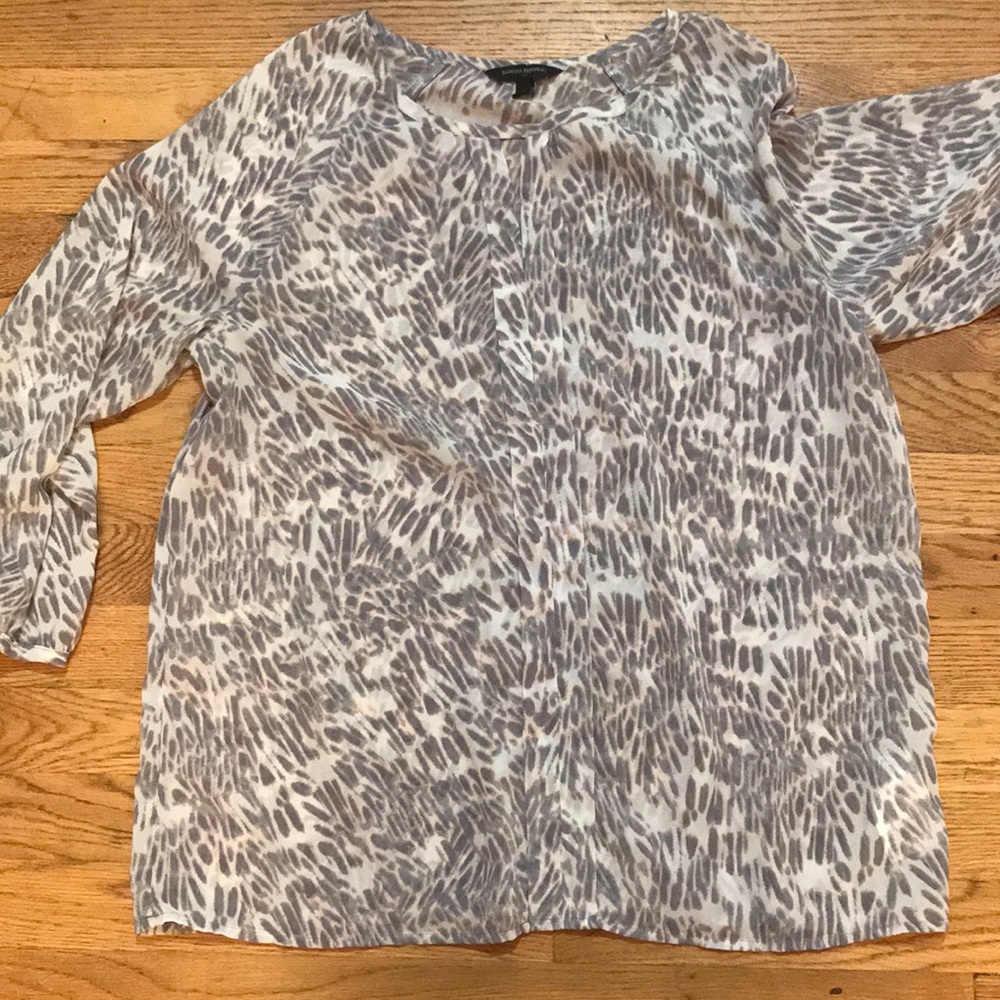 Banana Republic - print polyester blouse - medium